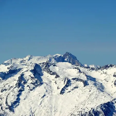 Apartment Avec Jardin A *