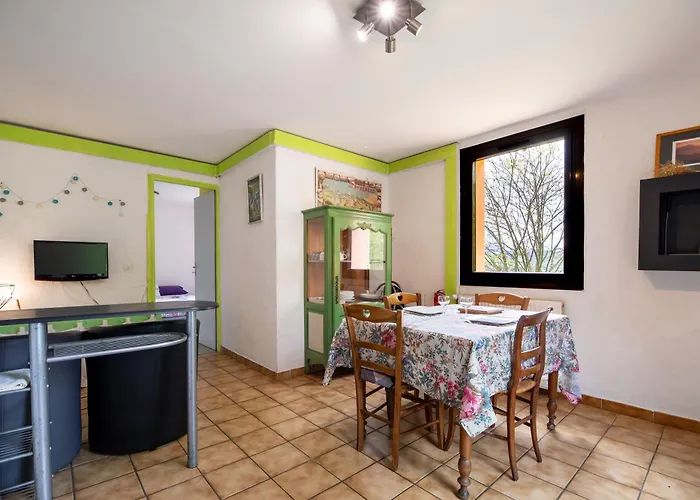 Apartment Avec Jardin A Bagnères-de-Bigorre